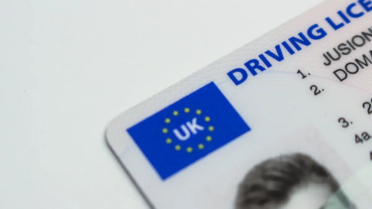 ¿Puedo canjear un carnet de conducir extranjero caducado en España?